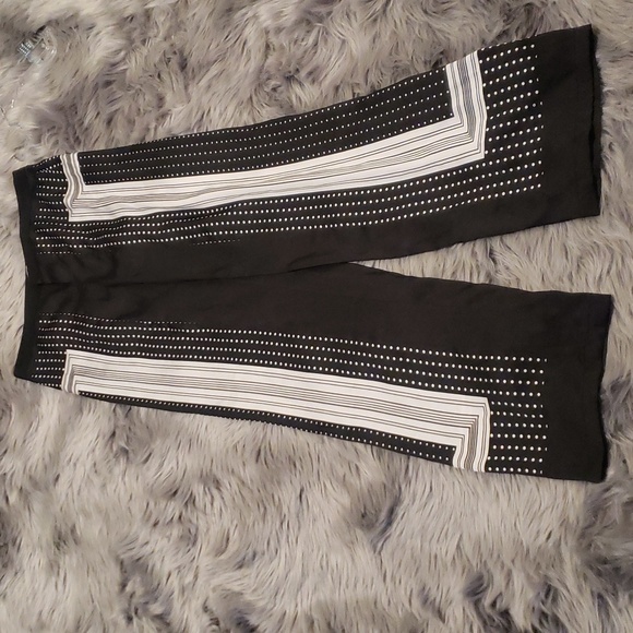 ⭐Free With Purchase⭐ - Picture 1 of 6